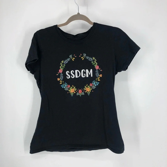 stay sexy and don’t get murdered. My favorite murder podcast shirt t. Med - Picture 1 of 2